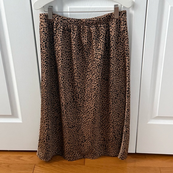 J.Crew Bias Satin Slip Skirt in Leopard Print - Picture 3 of 4